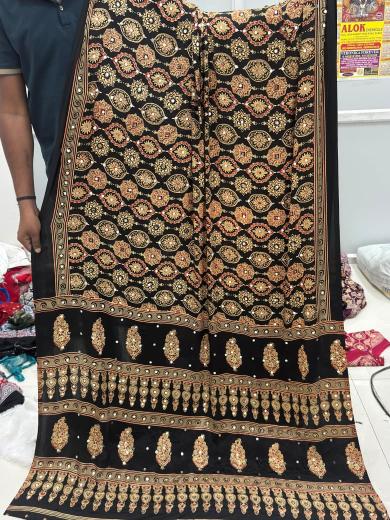 Vastrangan ajarakh print saree best womens wholesale clothing